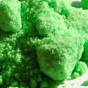 image of green nickel chloride crystals